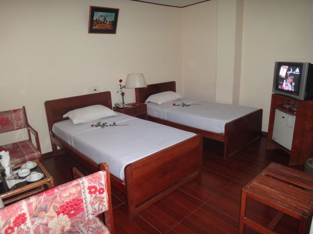 Chit Sayar Hotel Yangon Exterior foto